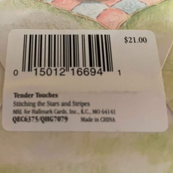 Stitching the Stars & Stripes Hallmark's Tender Touches Figurine - Picture 6 of 7